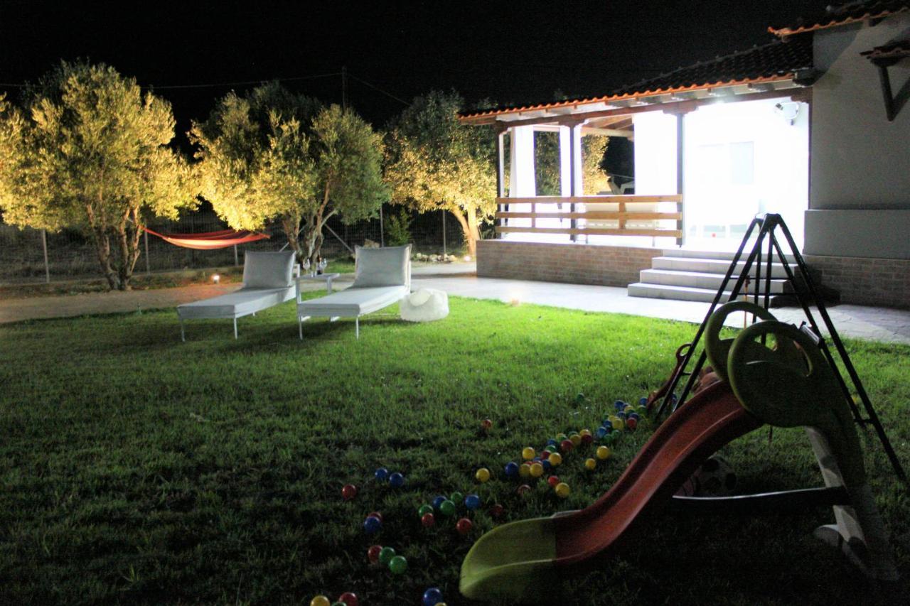 Chalkidiki Beach House Nea Poteidaia Exterior photo
